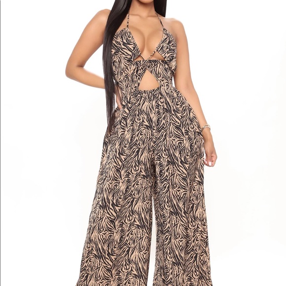 Women’s Animal Print Jumpsuit - Picture 1 of 3